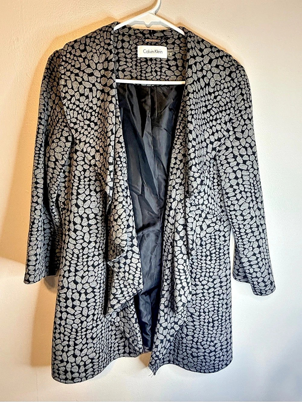 Calvin Klein Animal Print Blazer in Black & Gray Size 8 Like New